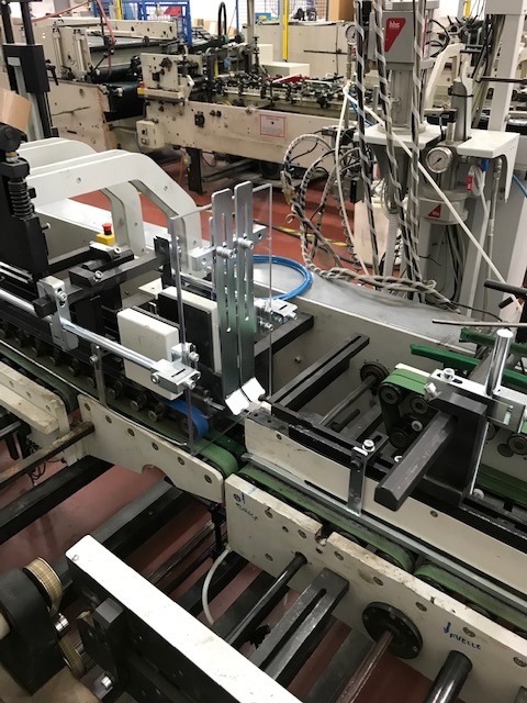 Dispositivo Z-Fold + Fundas para máquina Alba 105