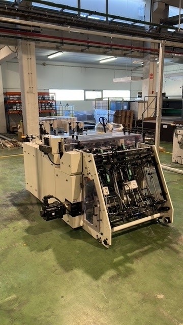Formadora de bandejas Kohmann L-1000