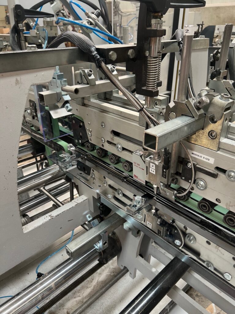 Dispositivo para fundas en máquina Heidelberg Diana X-115