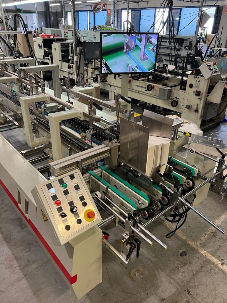 Dobladora pegadora SCM WO-750PC R