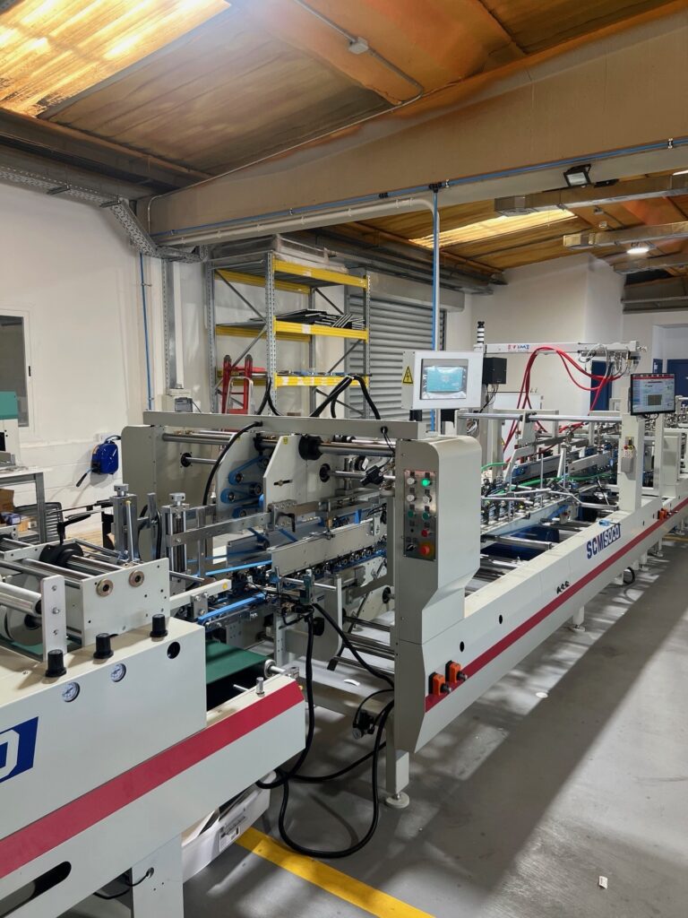 Dobladora pegadora SCM WO-1050PC R