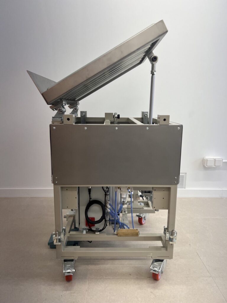 Mesa electroneumática ajustable en altura